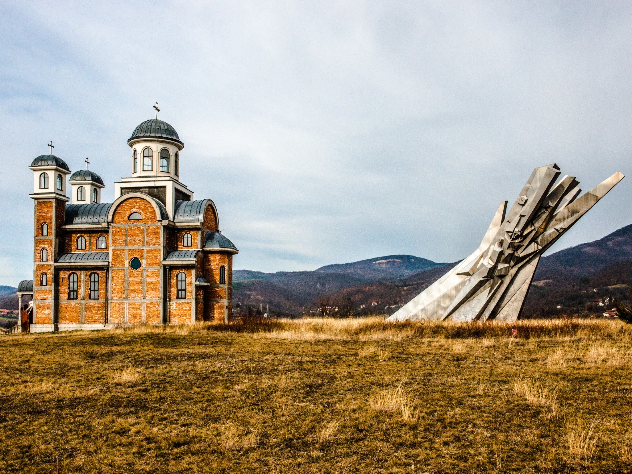 Monument to Courage — Spomenik hrabrima — Ostra, near Čačak, Serbia